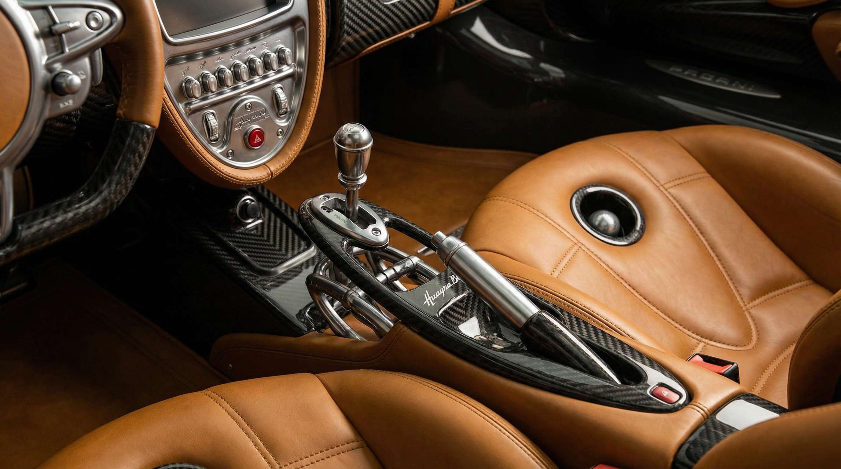 黄色仓库-帕加尼内饰改装视频